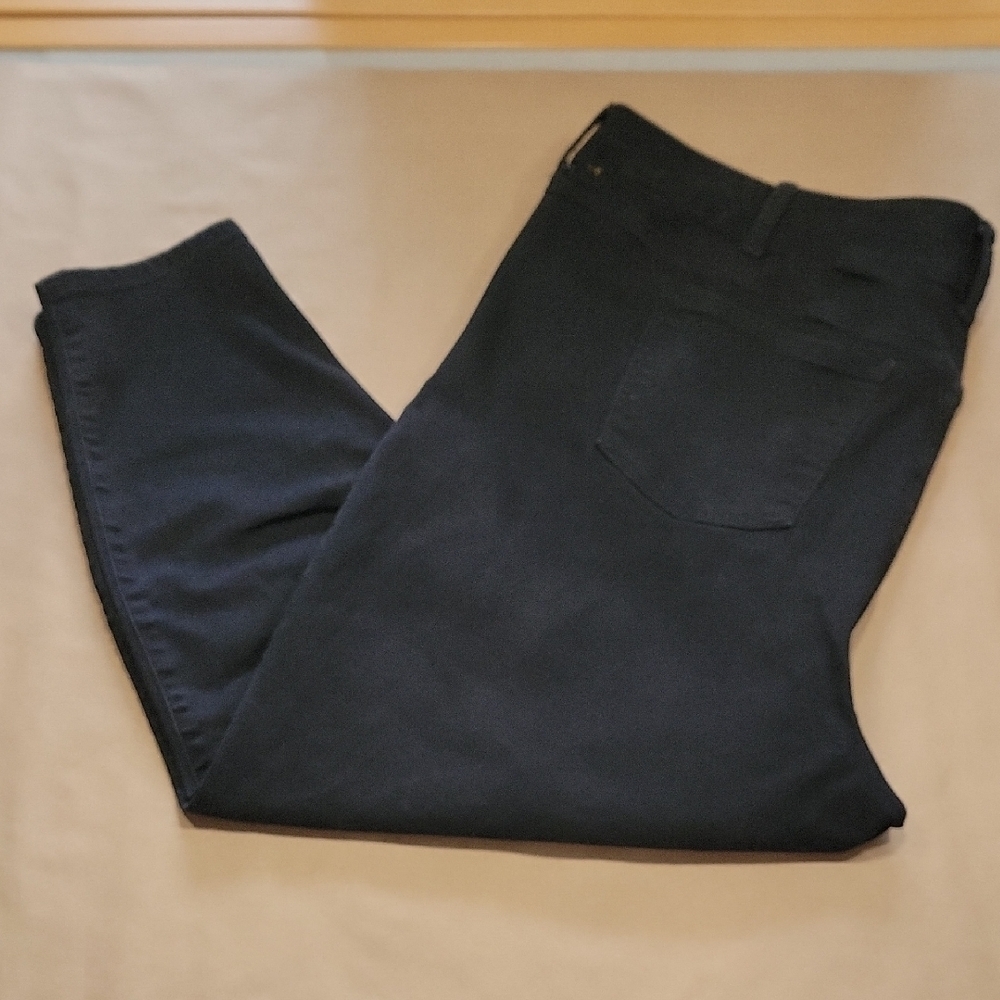 Torrid Women Plus Size 26 Short Black Super Soft Jegging Skinny Jeans Stretch